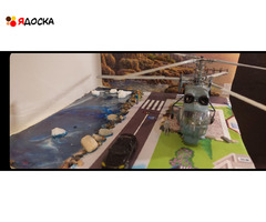Интерьерная миниатюра с вертолётом