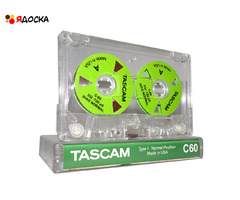 Аудиокассета "TASCAM" с катушками зелёного цвета - 8