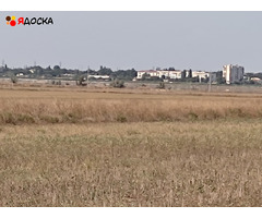 Участок у моря.