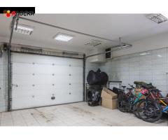 Таунхаус 272 м² на участке 4 сот. - 20