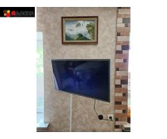 Продам телевизор BBK 32LEX 5042 T2C