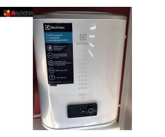Водонагреватель Electrolux