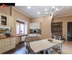 Таунхаус 272 м² на участке 4 сот - 9