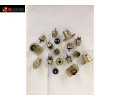 Патрон байонетный В15s-42 МК, В15d-42 МК, B22d-220 МФ