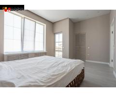 Современный двухэтажный дом