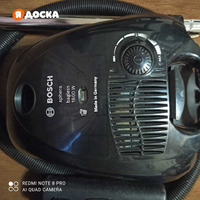 Пылесос БОШ,Германия,1800 ват,3года,контейнер,сухая, модель BSB 2884