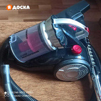 Продам б/у Пылесос Starwind 2100W multicyclone,контейнер,сухая.