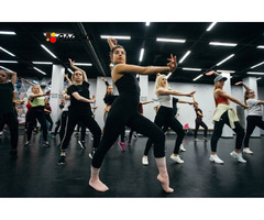 Школа танцев в Новороссийске: обучение танцам взрослых и детей. Танцы для новичков. - 1